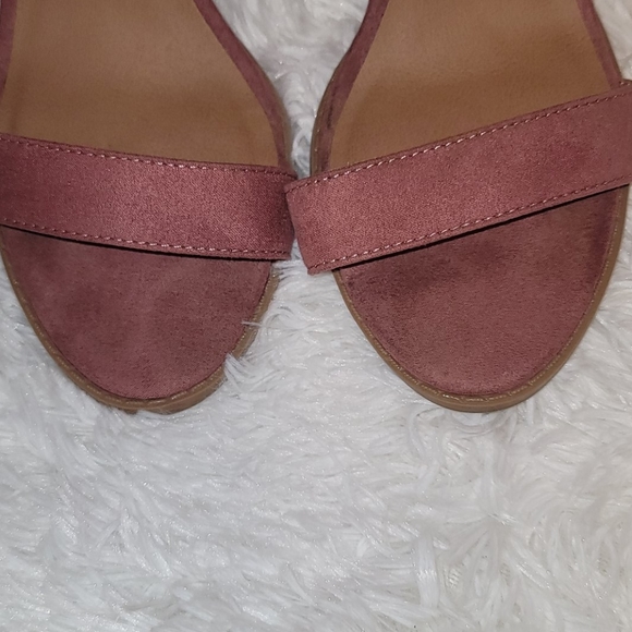 Tie-up Dusty Rose Heels - Picture 3 of 9